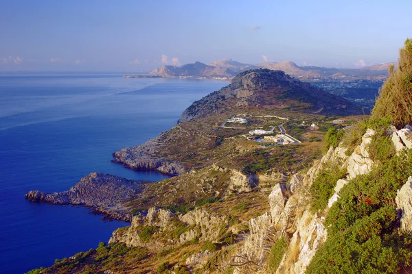 Mountains and rocks on the shore of the Mediterranean Sea — Stock Photo, Image