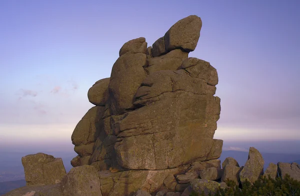 Rocas en la noche —  Fotos de Stock