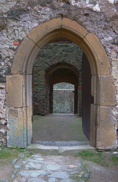 Duvardaki kapı — Stok fotoğraf