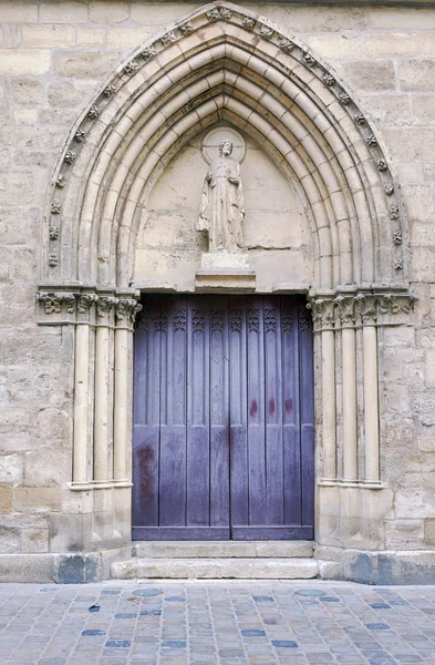 Portail dans l'église romane — Photo