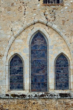 Romanesk kilise pencere