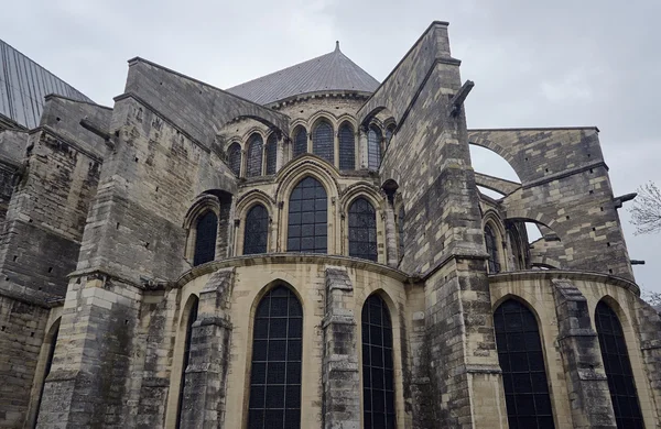 Windows in de basiliek van Saint Remi — Stockfoto