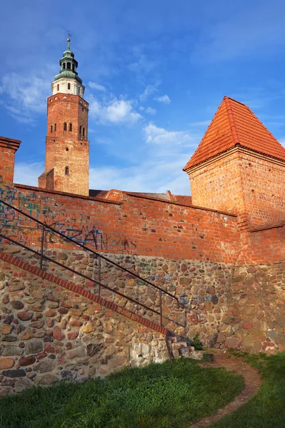 Farní kostel a stěny — Stock fotografie