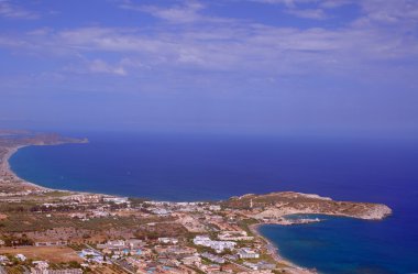 Şehir ve defne sahilde