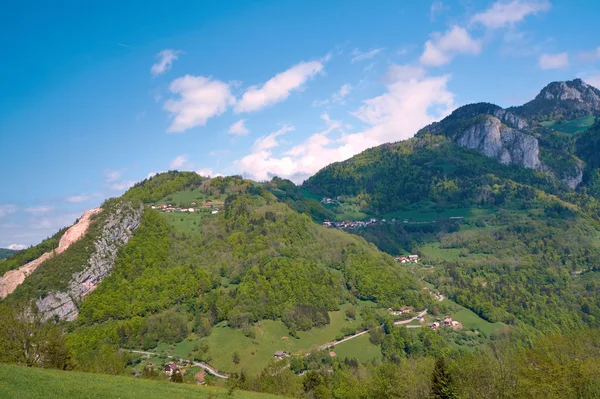 Paesaggio montano nelle Alpi — Foto Stock