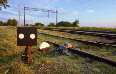 Direksiyon istasyonu ve parça elektrikli traksiyon ile