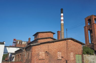 Eski bir tuğla damıtım damıtım baca