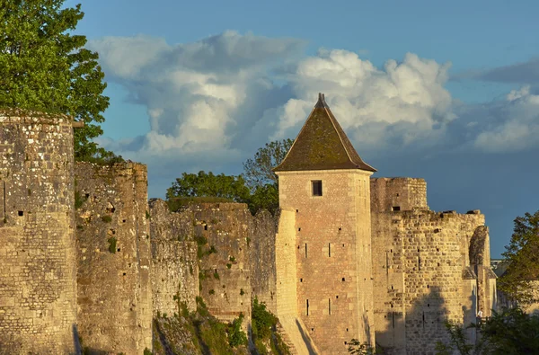 The medieval towers and ramparts in Provins — Stock Photo, Image