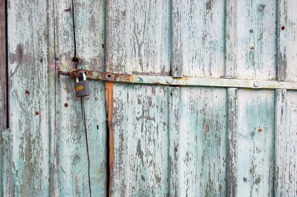 Detalhe da velha porta de madeira — Fotografia de Stock