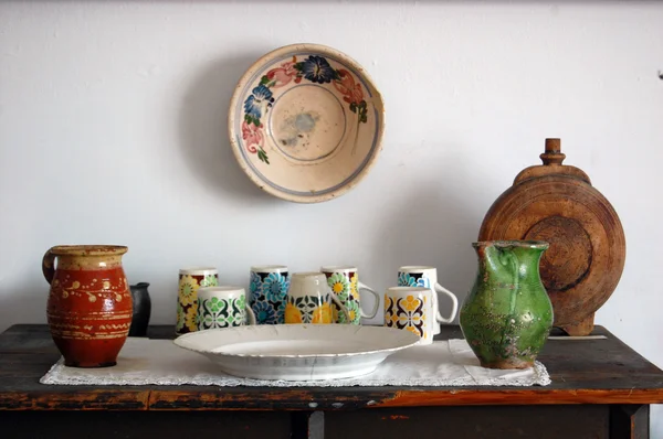 eski mavi seramik Macar el işi seramik kümesi