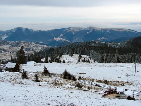 Winter bergen landschap — Stockfoto