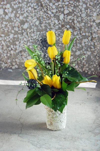 Bouquet of yellow tulips — Stock Photo, Image