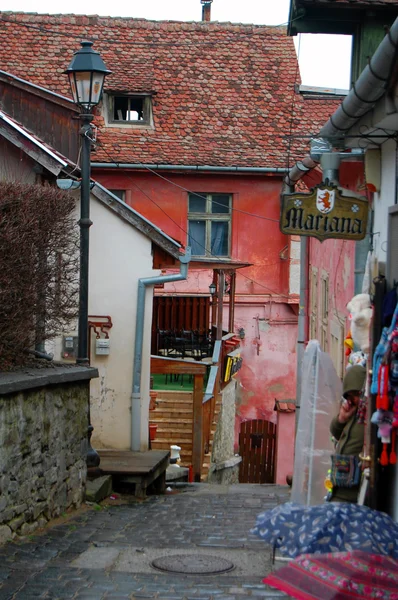 Pohled na ulice s barevné domy — Stock fotografie