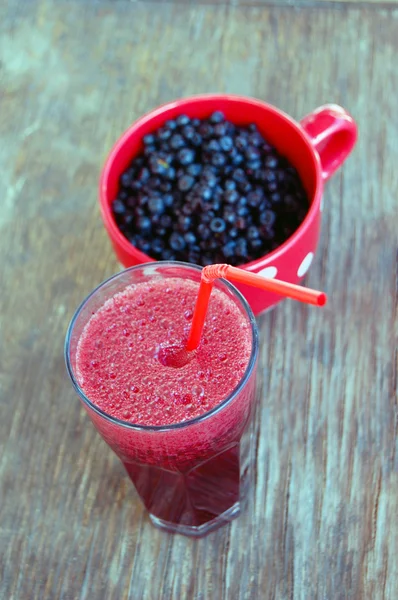 Smoothie aux myrtilles aux myrtilles fraîches — Photo