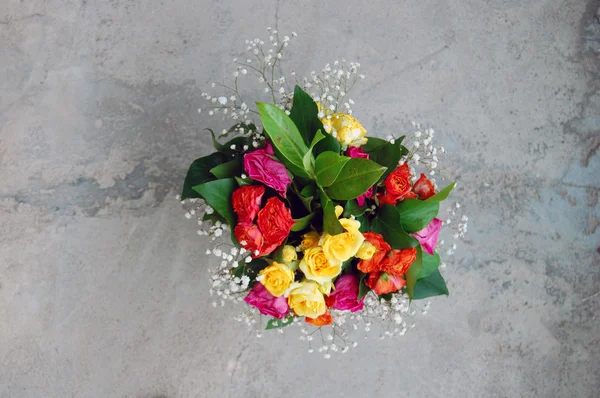 Bouquet de fleurs colorées pour l'anniversaire — Photo