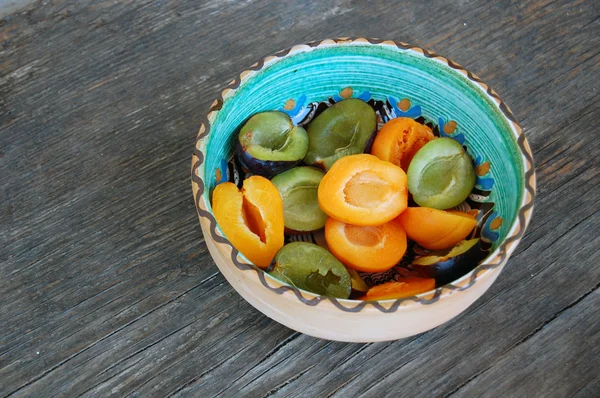 Fruits frais fond avec des abricots — Photo