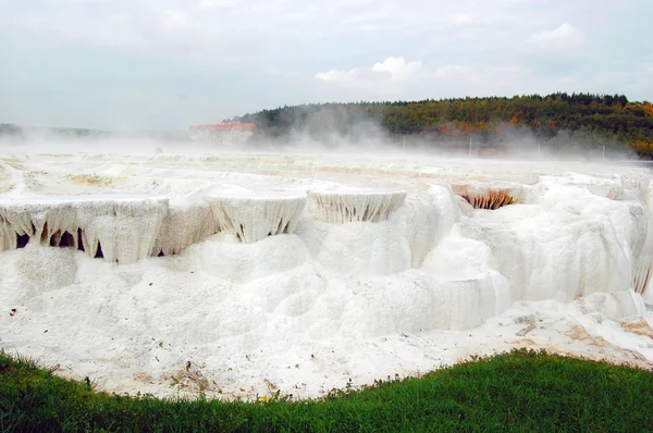 Přírodní krajina s mlha ráno — Stock fotografie