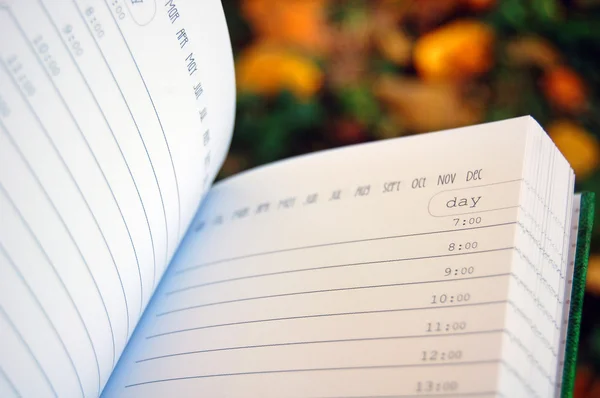 boş sayfaları ile açılan gündem