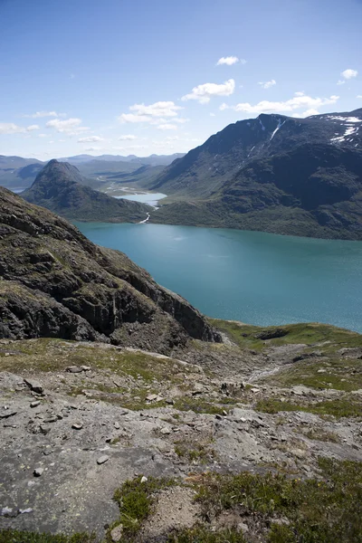 Besseggen Ridge en el Parque Nacional Jotunheimen, Noruega — Foto de Stock