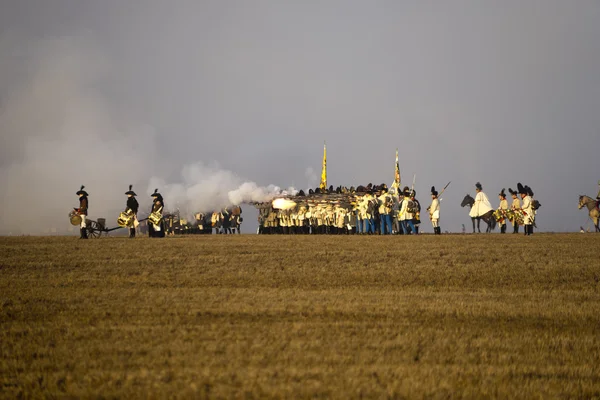 Appassionati di storia in costumi militari Austerlitz — Foto Stock