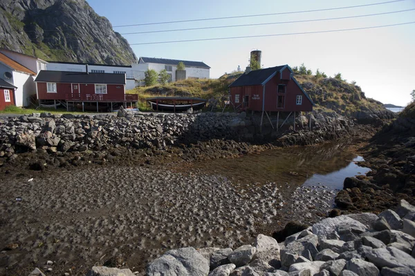 Rorbu, norwegische traditionelle Fischerhäuser, lofoten, norwegisch — Stockfoto