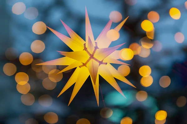 Weihnachtsstern Hintergrund Bunter Hintergrund Mit Bokeh Lichtern Und Glühendem Sternenlicht — Stockfoto