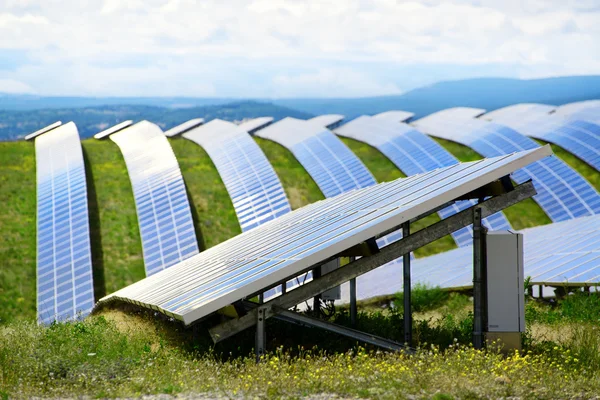 Impianto a energia solare — Foto Stock