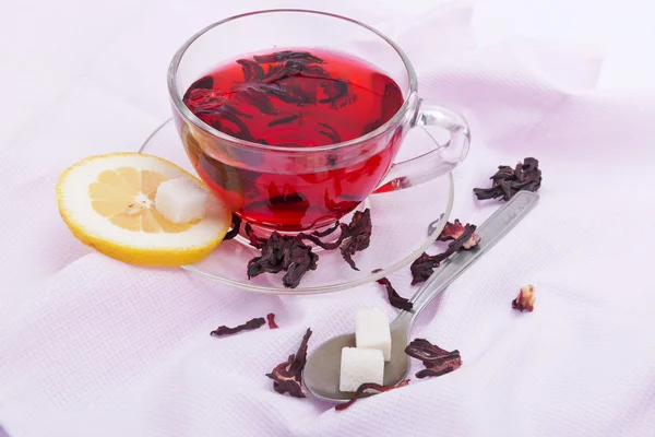 Xícara de chá de hibisco — Fotografia de Stock
