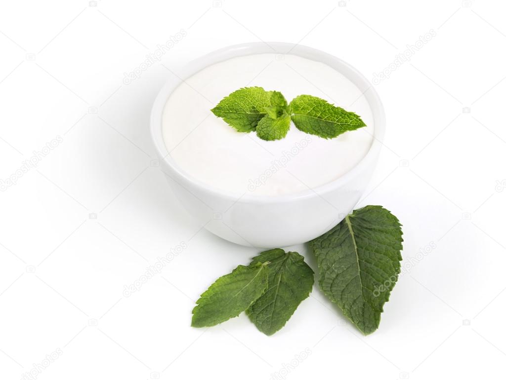 White mint yogurt