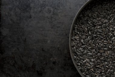 siyah ayçiçeği tohumu 