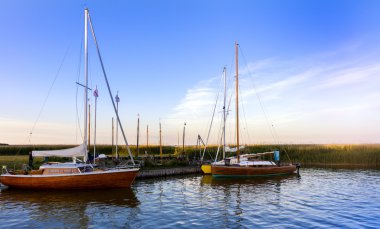 bodden dar Yelkenliler