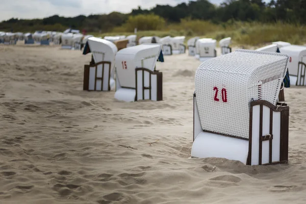 Beach chairs at the beach of the baltic — Stock Photo, Image