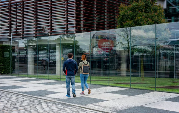 Твори Мистецтва Grundgesetz Скляних Панелях Будинку Якоба Кайзера Рейхстагфері Берліні — стокове фото