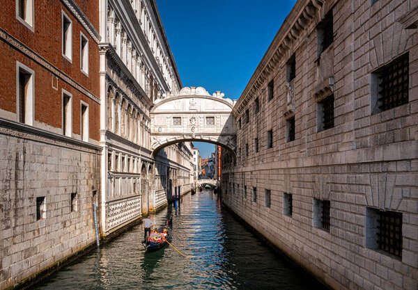 Impressions and tourists in the lagoon city of Venice in Italy