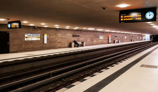 Unter Den Linden Metróállomás Újonnan Épült Vonalon Berlin Fővárosában — Stock Fotó