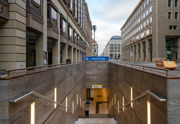 Bahnhof Unter Den Linden Auf Der Neu Gebauten Linie Der — Stockfoto