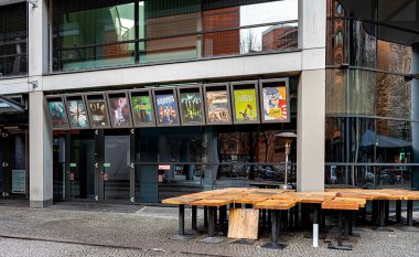 2021 baharındaki tecrit sırasında kapalı sinema merkezi