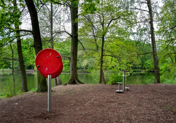 Fitness Equipamentos Parque Berlim — Fotografia de Stock