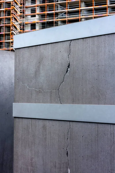Cracks Concrete Cuboid Holocaust Memorial Berlin — Stockfoto