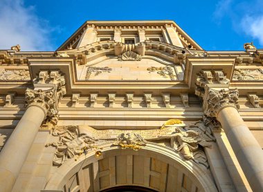 Yeni şehir sarayında cephe ve cephe, Berlin 'deki Humboldt forumunda.