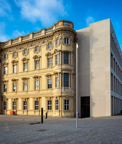 Обличчя Герб Новому Міському Палаці Форумі Гумбольдта Берліні — стокове фото