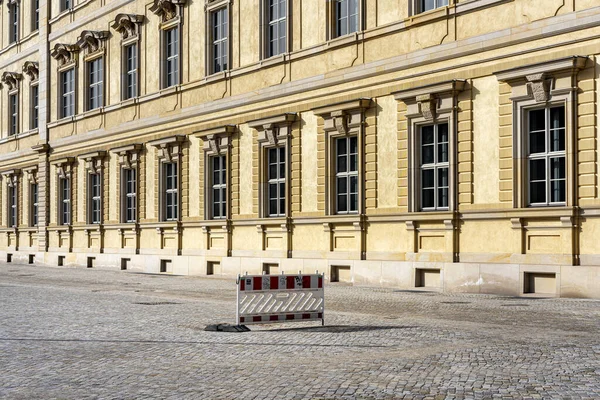 Fachada Escudo Armas Nuevo Palacio Ciudad Foro Humboldt Berlín — Foto de Stock