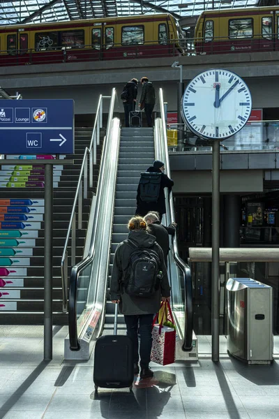 Corona Hygiëne Concept Het Centraal Station Berlijn Duitsland — Stockfoto