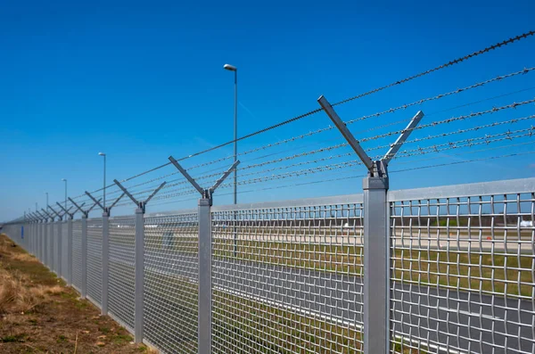 Cerca Seguridad Aeropuerto Fráncfort Del Meno — Foto de Stock