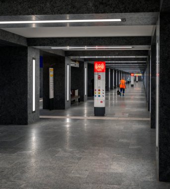 Almanya, Berlin 'deki yeni yeraltı istasyonu Museumsinsel 5. hatta.