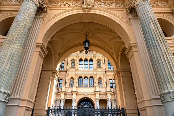 Castelo Schwerin Com Sede Parlamento Estadual Mecklemburgo Vorpommern Catedral Cais — Fotografia de Stock