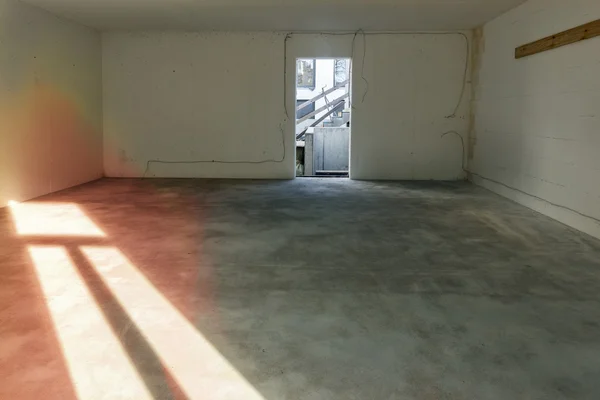 Bitmemiş bir yeni binasında Oda — Stok fotoğraf