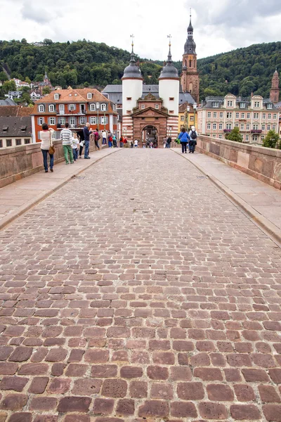 Die Alte Brücke in Heidelberg — Stockfoto