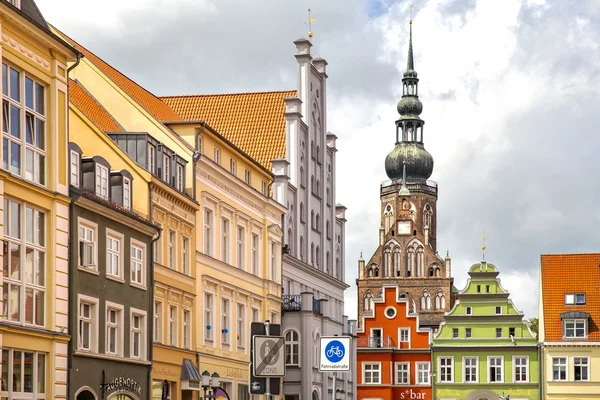 Historiska hus fasad i greifswald — Stockfoto