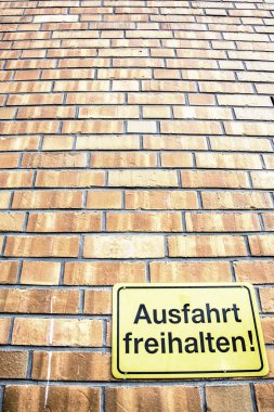 Çıkış açık tutmak